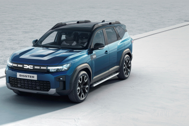 Dacia Bigster seitliche Trittstufen