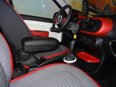 Renault Twingo 3 Center armrest (vinyl black)