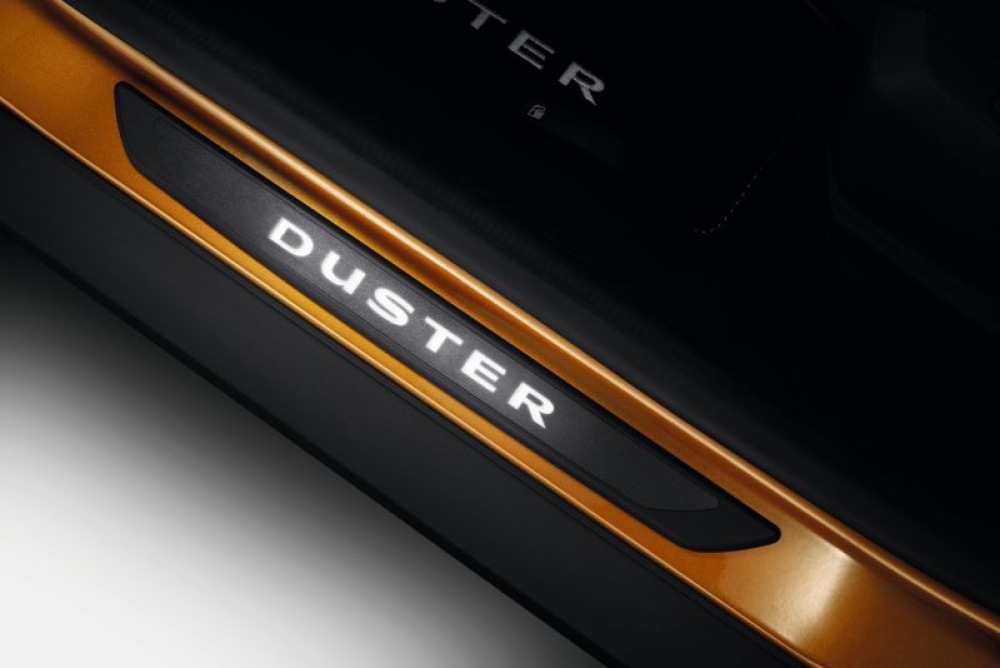 Dacia Duster 3 Beleuchtete Einstiegsleisten